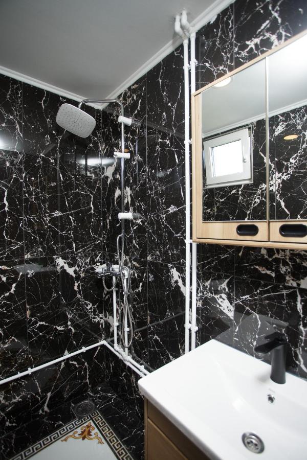 B H B Apartmani Novi Pazar Ngoại thất bức ảnh